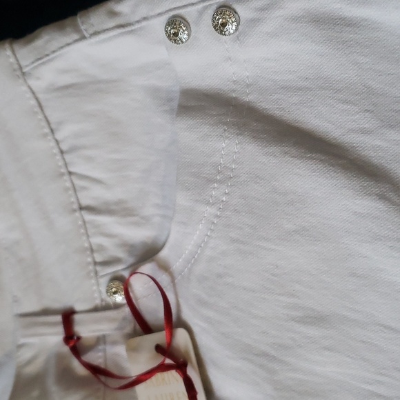 White Shorts Plus size - Picture 5 of 11